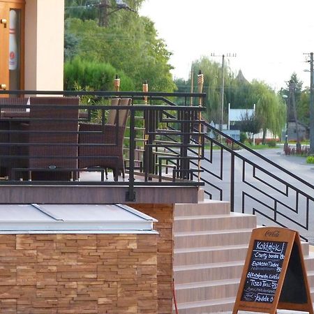 Parton Hotel & Bowling Tiszakécske Zewnętrze zdjęcie
