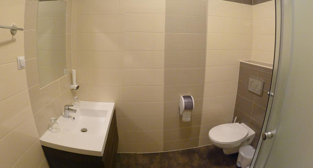Parton Hotel & Bowling Tiszakécske Pokój zdjęcie