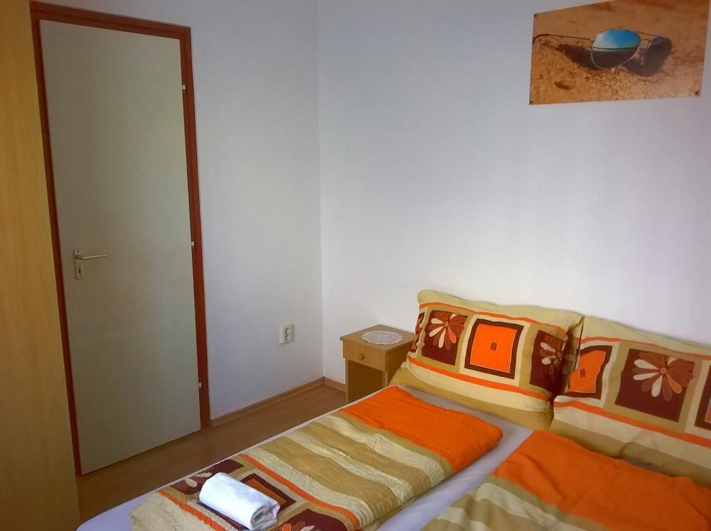 Parton Hotel & Bowling Tiszakécske Pokój zdjęcie